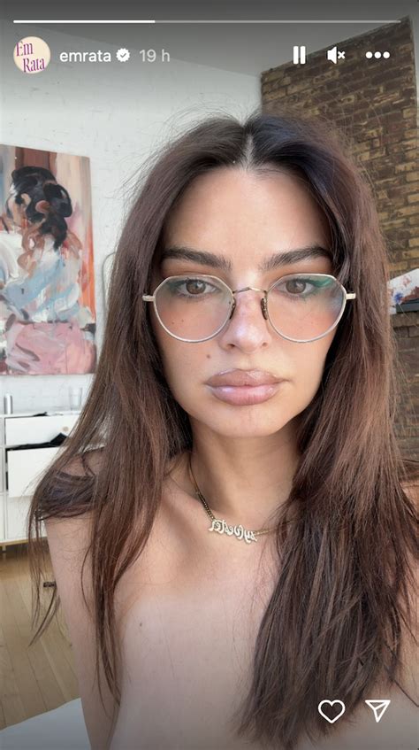 emily naked|Emily Ratajkowski shares new naked selfie on Instagram Stories